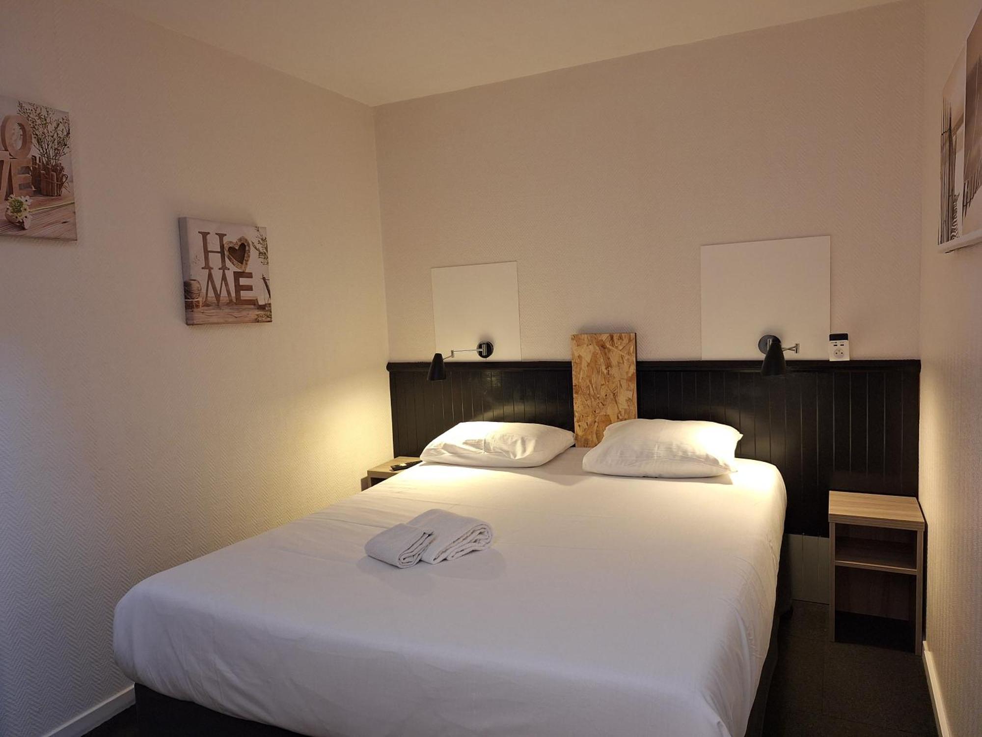 Escale Kennedy Hotel Mérignac Exterior foto